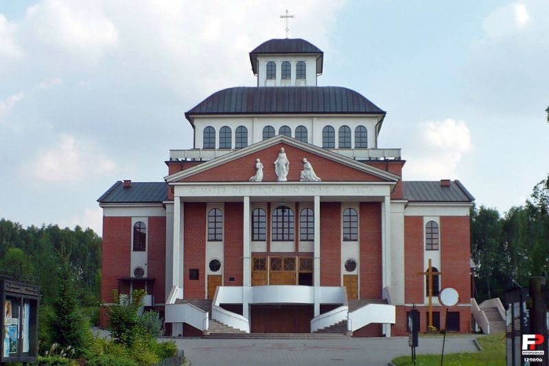 Kopernik - Kościół pw. Matki Boskiej Kochawińskiej